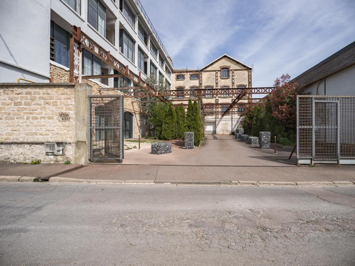 Loft Courtalon - Haut Standing - Patio - Parking Prives Apartman Troyes Kültér fotó
